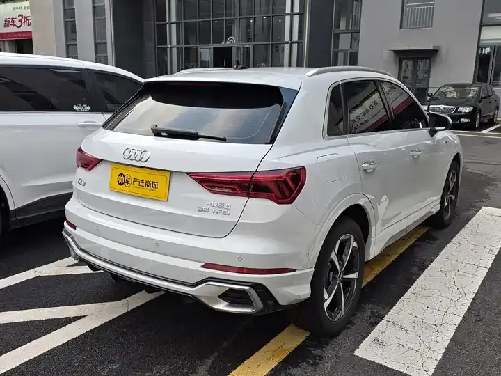 Audi Q3 2025 45th Anniversary Collection 35TFSI Fashion Dynamic 5