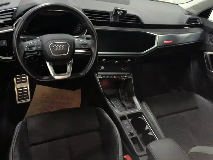 Audi Q3 2022 40 TFSI Fashion Dynamic 12