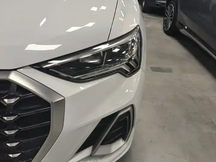 Audi Q3 2022 40 TFSI Fashion Dynamic 5