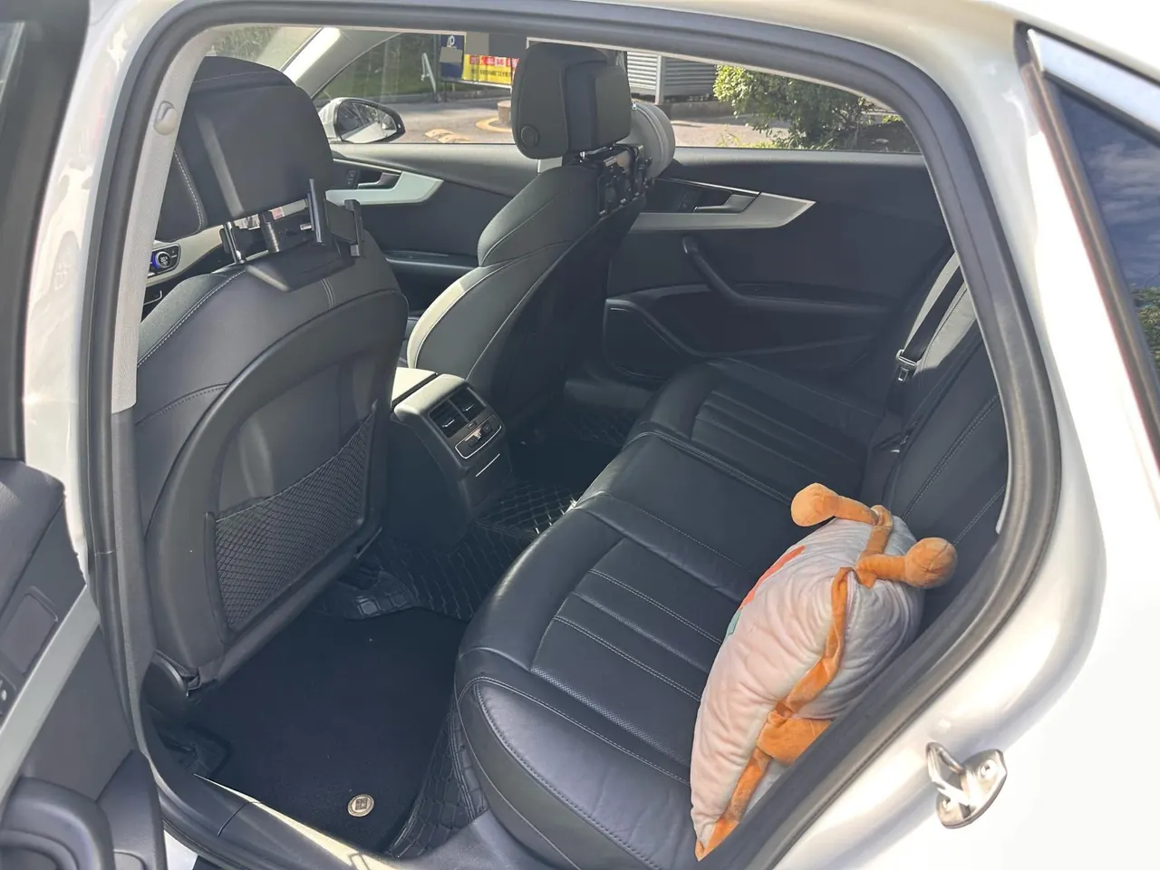 Audi 2020 A4L 2.0TFSI 40TFSI Deluxe Dynamic Automatic 10