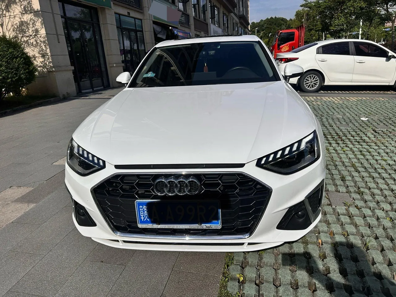 Audi 2020 A4L 2.0TFSI 40TFSI Deluxe Dynamic Automatic 2