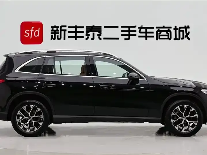 Mercedes Benz GLC 2025 Modified GLC 260 L 4MATIC Dynamic 3