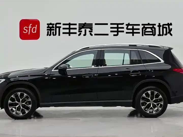Mercedes Benz GLC 2025 Modified GLC 260 L 4MATIC Dynamic 4