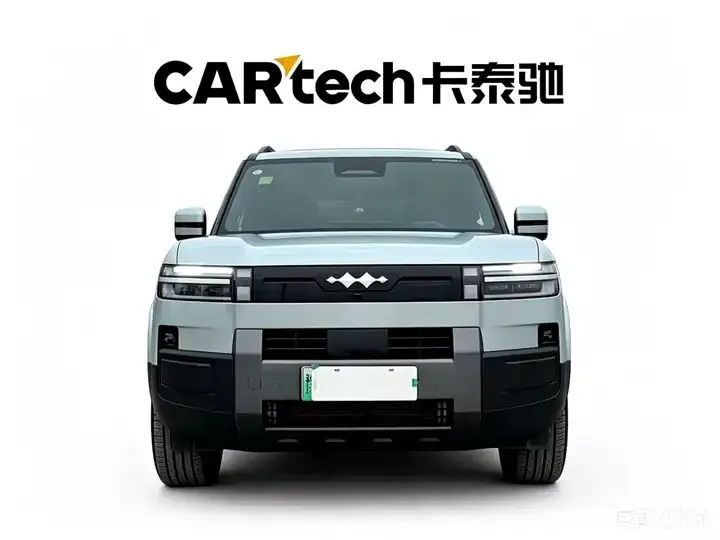 Titanium 7 2025 190KM 4WD Max Edition 3