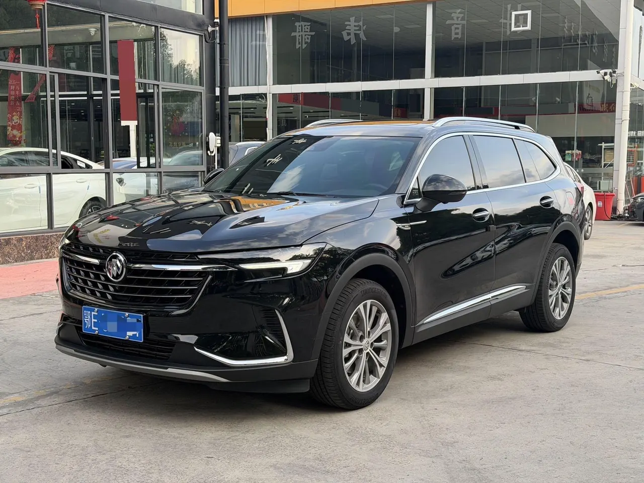 Buick 2022 Angkewei Plus 48V 2.0T 652T Luxury 5-seat Automatic Gear - View 1