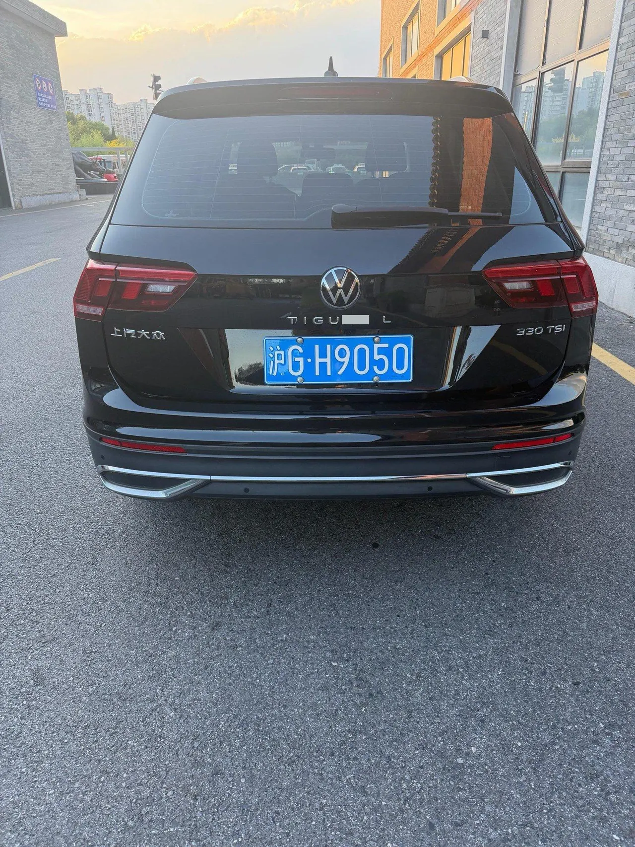 Volkswagen 2022 Tiguan L 2.0TSI 330TSI Two-Drive Comfortable Edition Automatic Gear 4