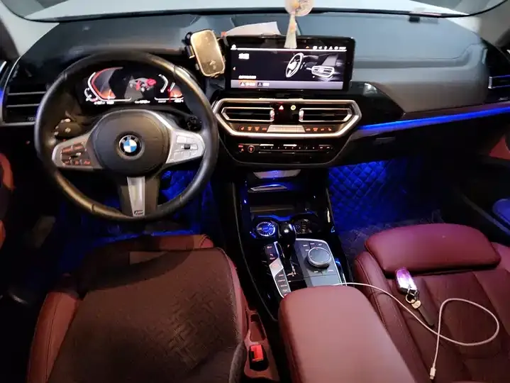 BMW X3 2023 xDrive25i M sports suit 12