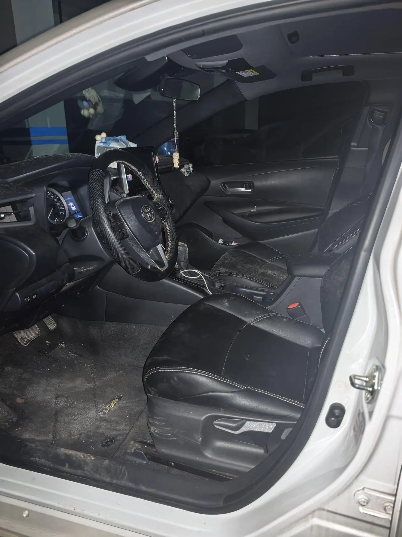 Toyota 2022 Lei Ling 1.2T Stepless 185T Deluxe Automatic Gear 6