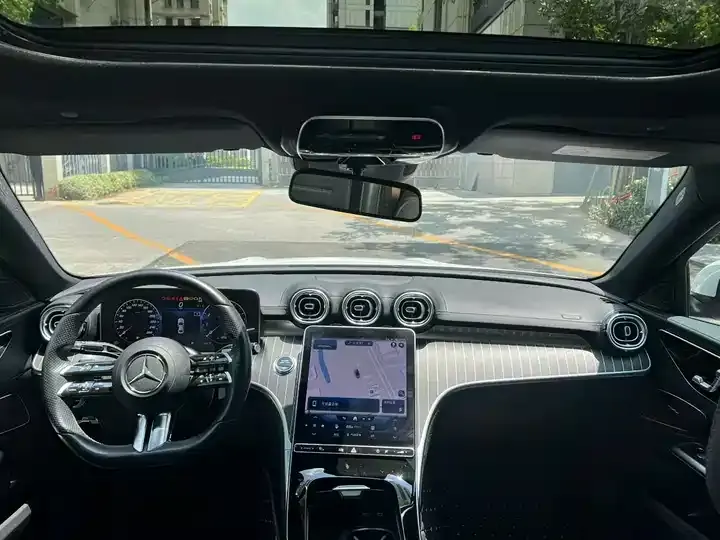 Mercedes Benz Class C 2022 to C 260 L Sports Edition 4