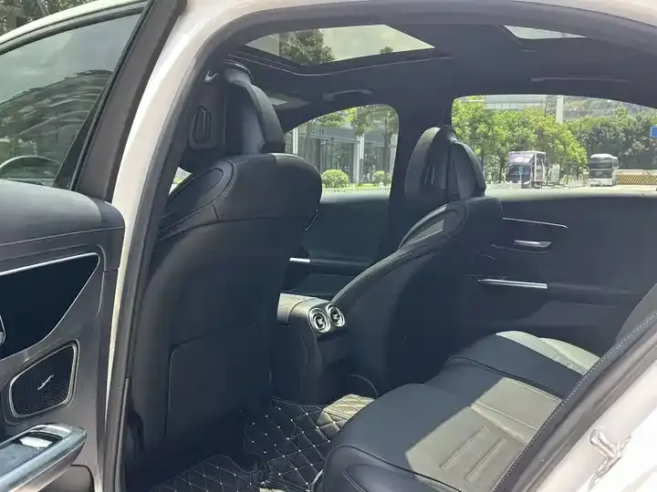 Mercedes Benz Class C 2022 to C 260 L Sports Edition 6