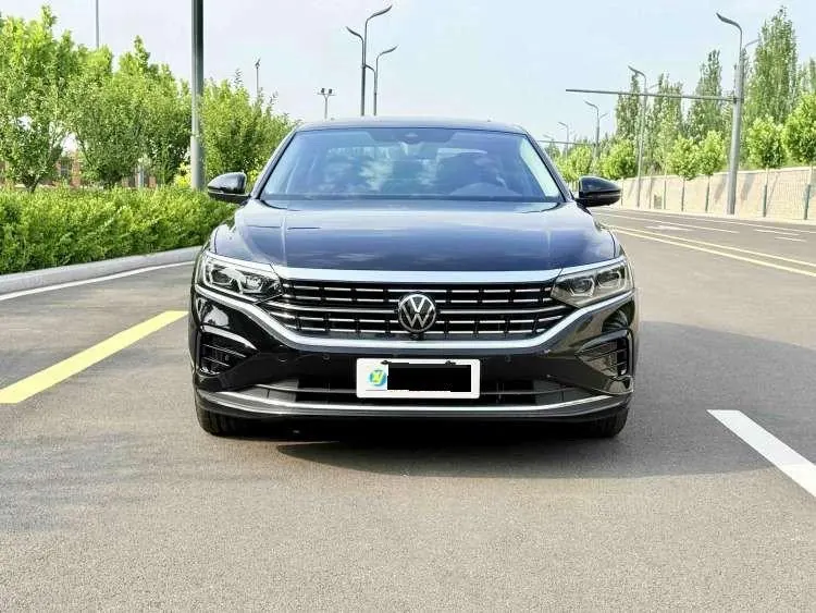 Volkswagen 2025 Passat 2.0TSI 380TSI Subut Long Yao Edition Automatic Gear 2