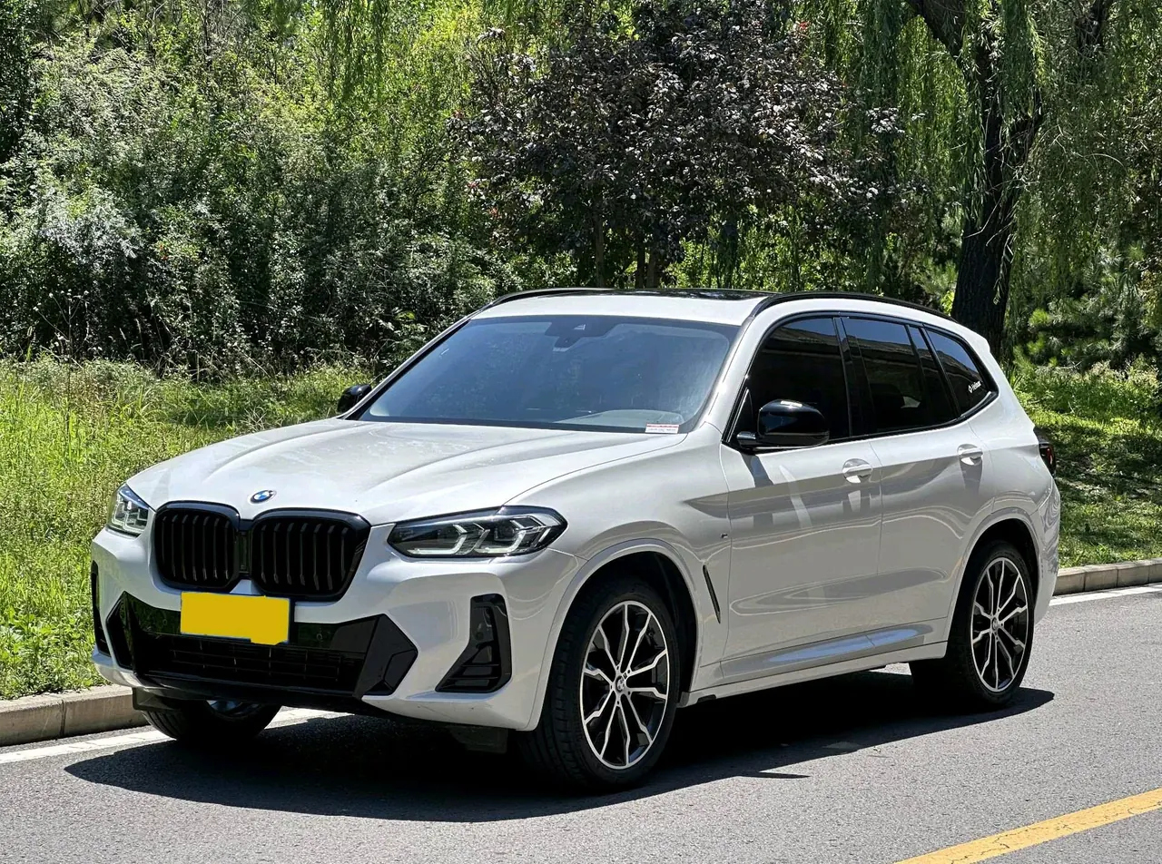 Open image lightbox: BMW 2022 X3 xDrive30i 2.0T Leading M Obsidian Night Suit Automatic Gear