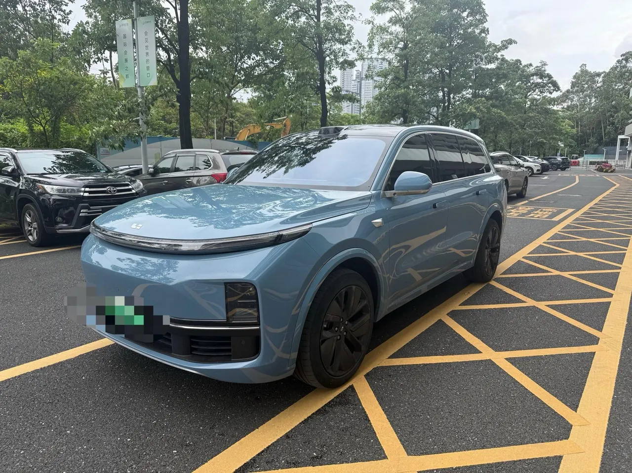 Li 2022 L9 1.5T Max Edition Automatic Gear - View 1