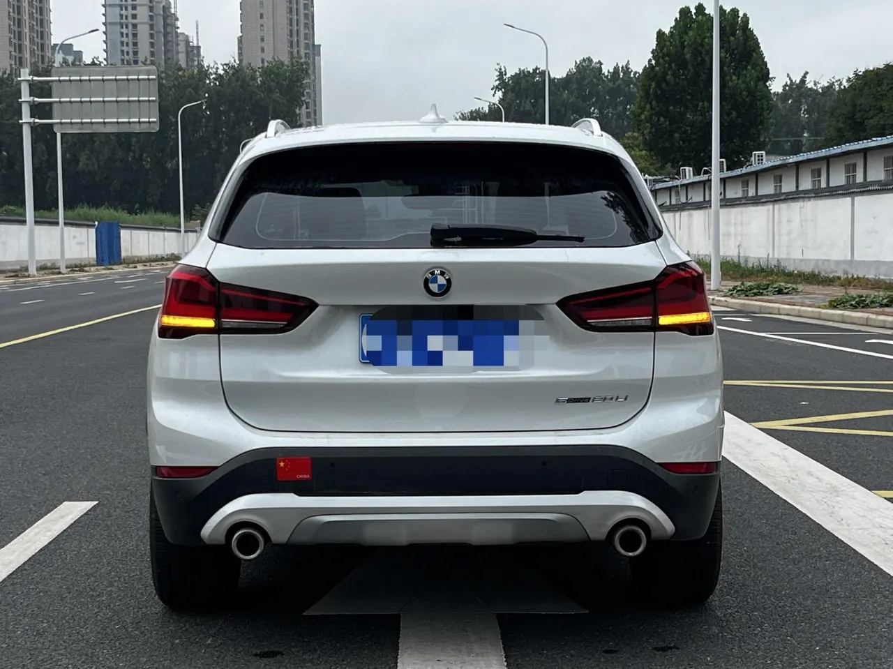 BMW 2022 X1 sDrive20Li 1.5T fashion automatic gear 5