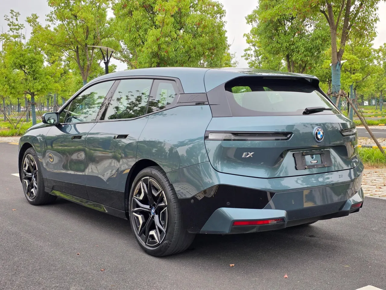 BMW iX (Imported) 2022 iX xDrive40 xDrive40 Automatic 3