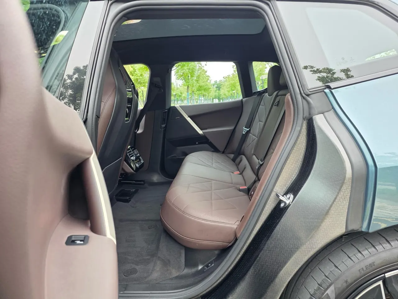 BMW iX (Imported) 2022 iX xDrive40 xDrive40 Automatic 6