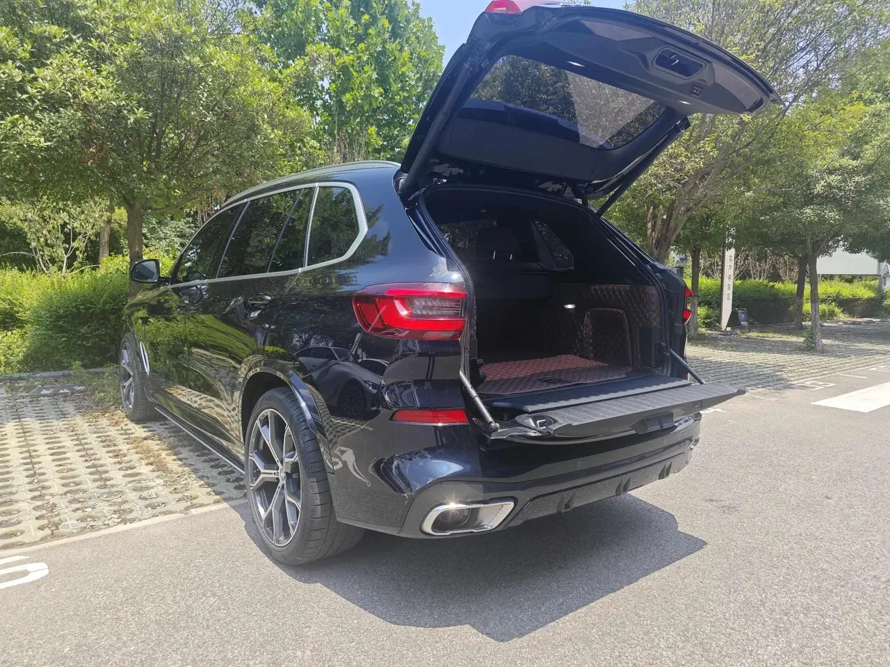 BMW 2022 X5 xDrive40Li 48V 3.0T M sports suit (modified) automatic gear 7
