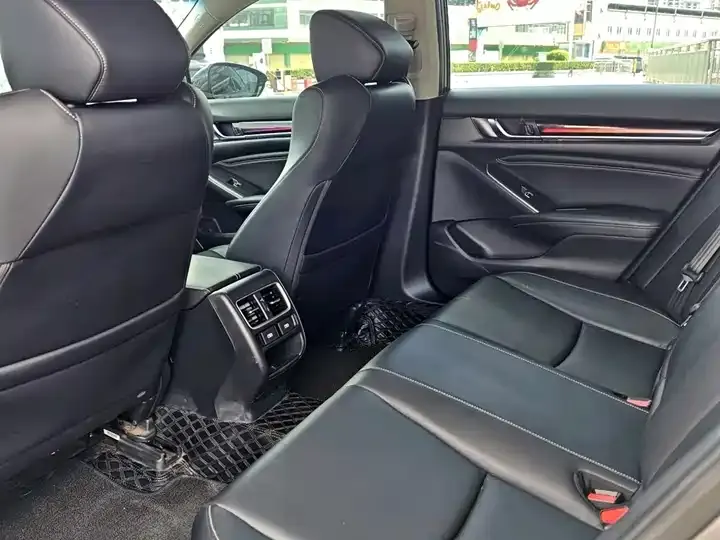 Accord 2022 260TURBO Phantom Night – Prestige Edition 8