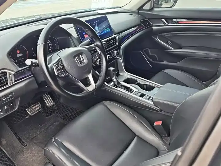 Accord 2022 260TURBO Phantom Night – Prestige Edition 9