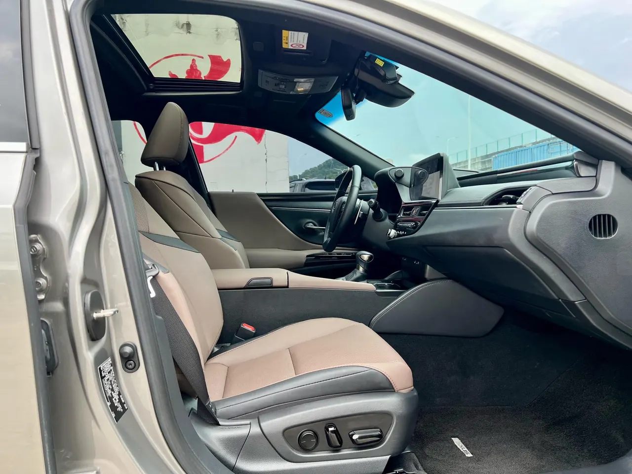 Lexus ES (Imported) 2022 ES300h 2.5 Stepless Premium Edition Automatic Gear 10