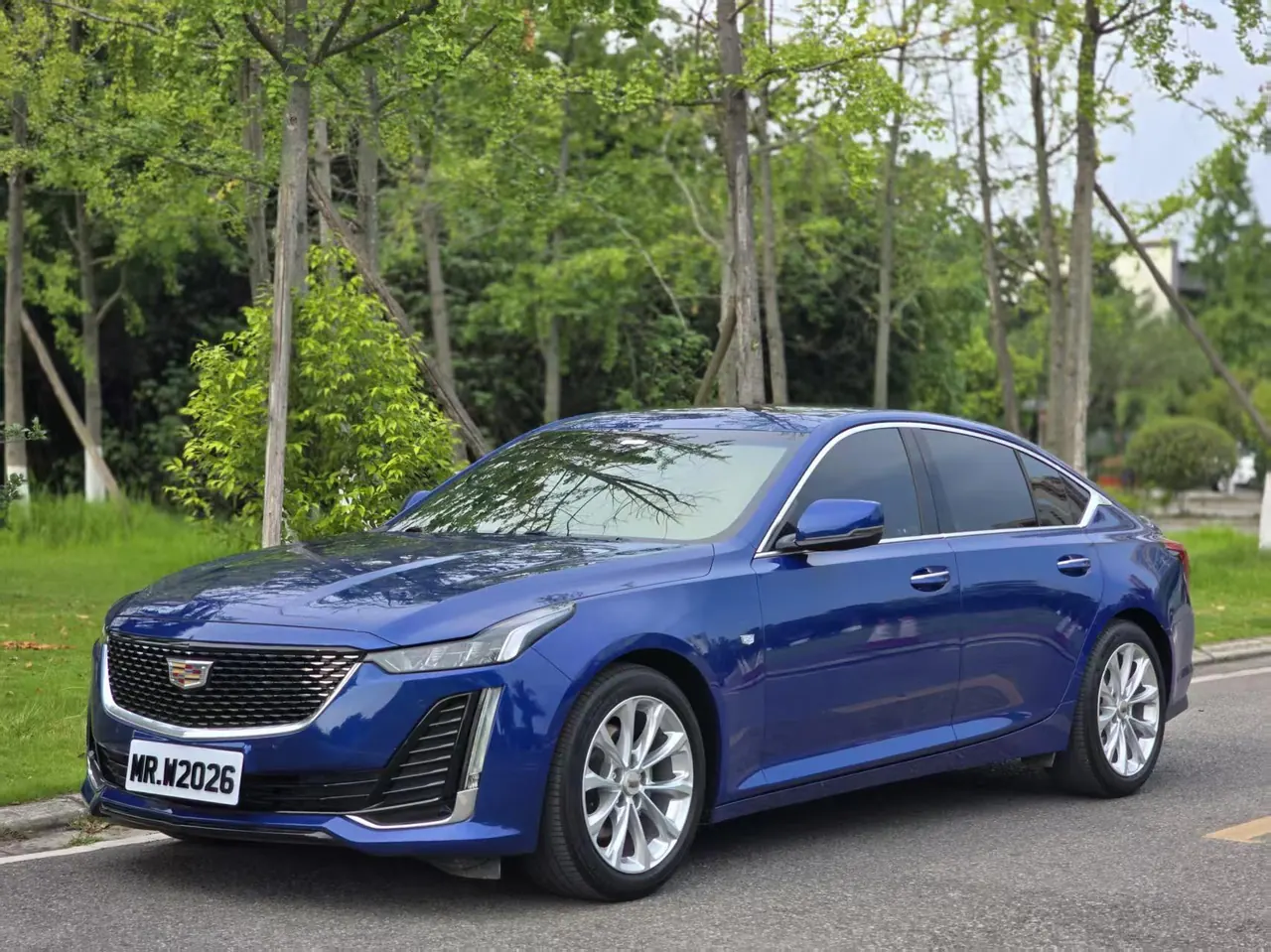 Open image lightbox: Cadillac 2022 CT5 2.0T 28T luxury automatic gear