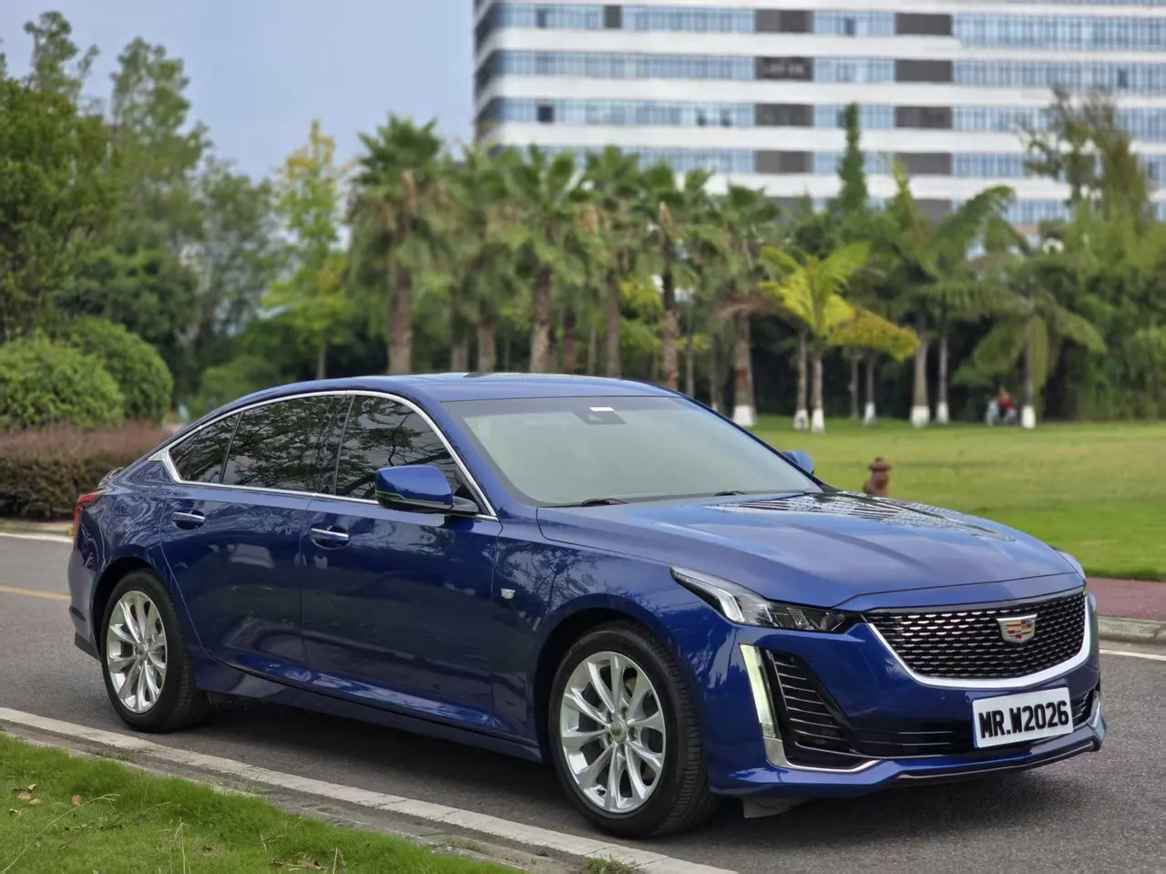 Cadillac 2022 CT5 2.0T 28T luxury automatic gear 3