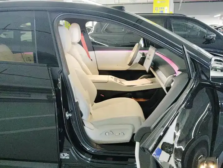ONVO L60 2025 60kWh rear drive version 8
