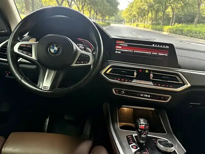 BMW X5 (Imported) 2022 xDrive40i M Sports Suit 5