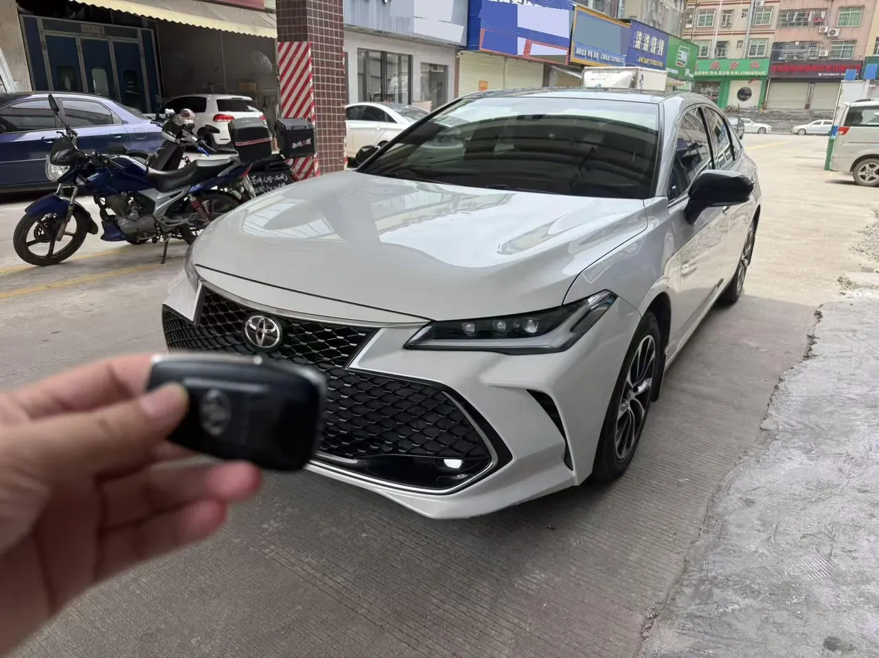 Open image lightbox: Toyota 2022 Asian Dragon 2.5 Deluxe Edition Automatic