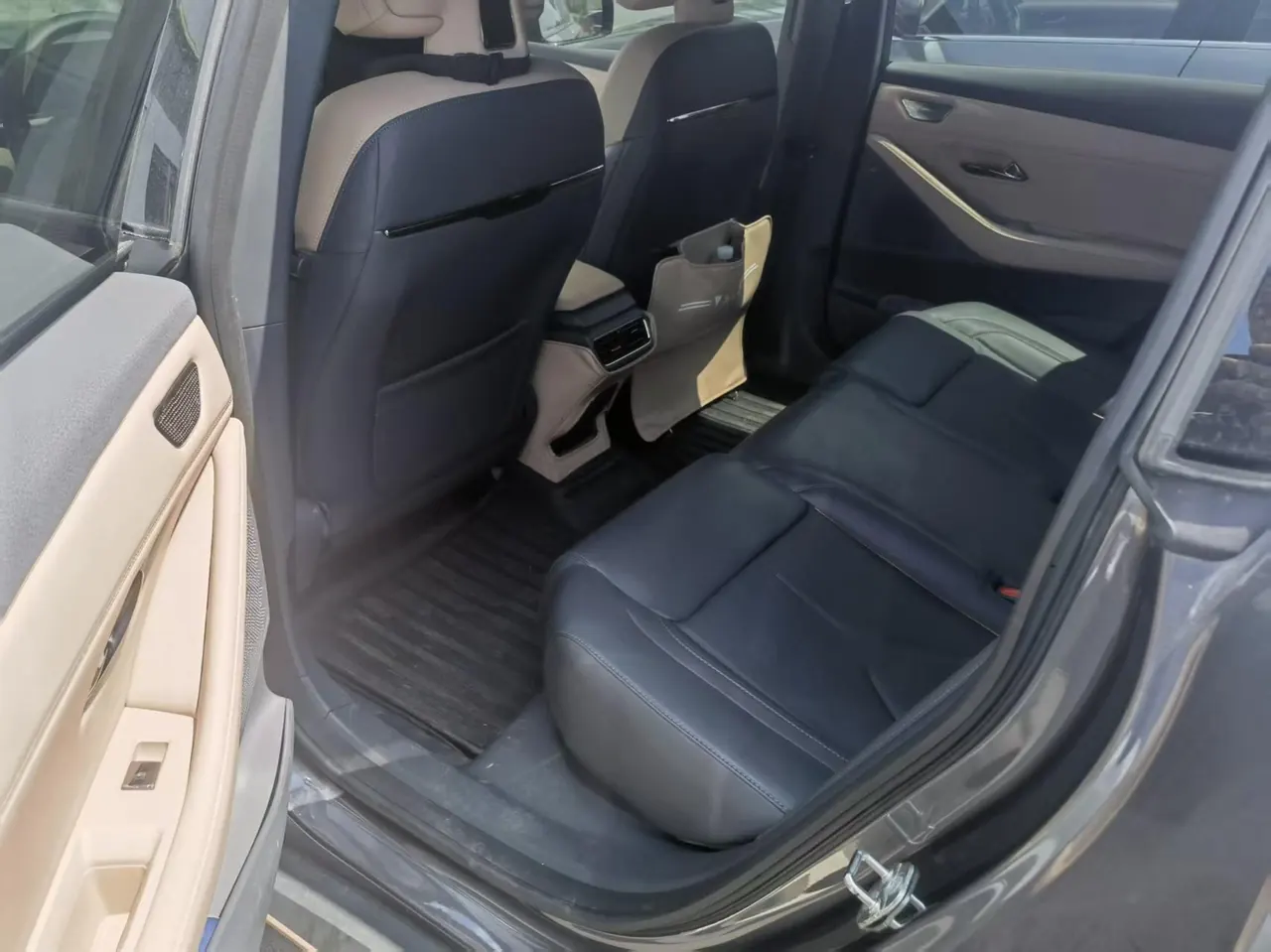 ChangAn Deepal 2022 SL03 1200 Range-extended Automatic Gear 4