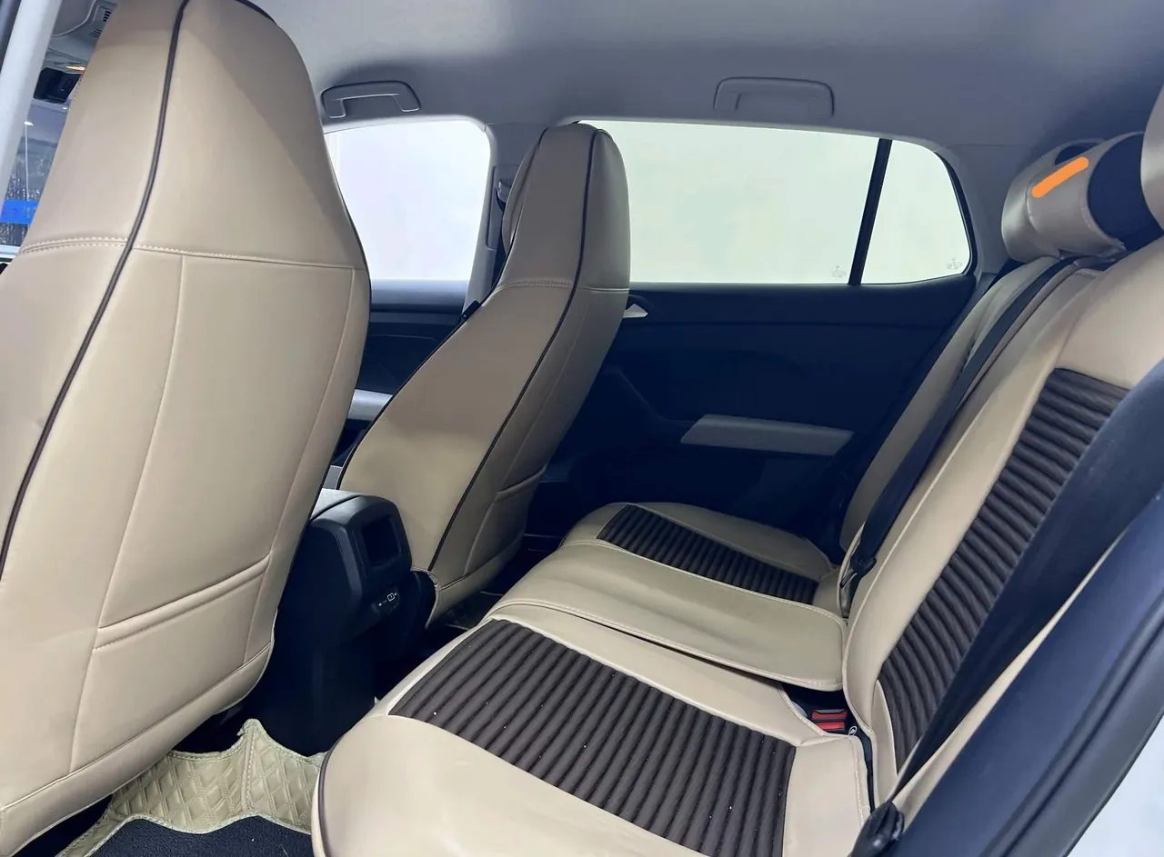 Volkswagen 2025 Tuyue Xinrui 1.5 Ruijin Edition Automatic Gear 4