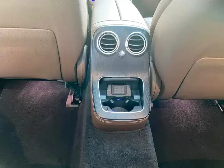 Mercedes Benz E Class 2023 E 300 L Sports Luxury Model 11