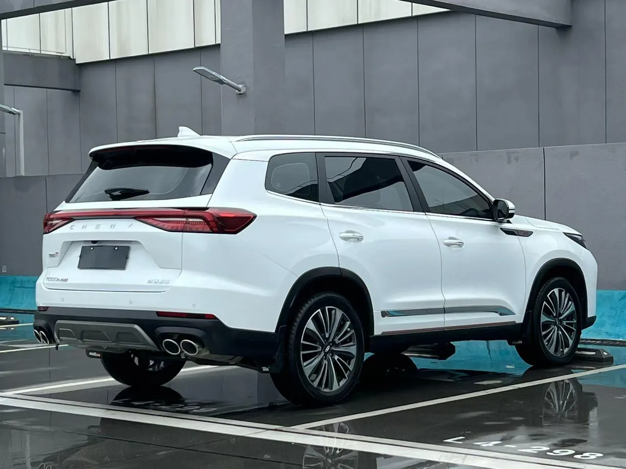 Chery 2022 Ruihu 8 PRO 2.0T 390T Two-Drive Vast Edition 5-seat Automatic Gear 8