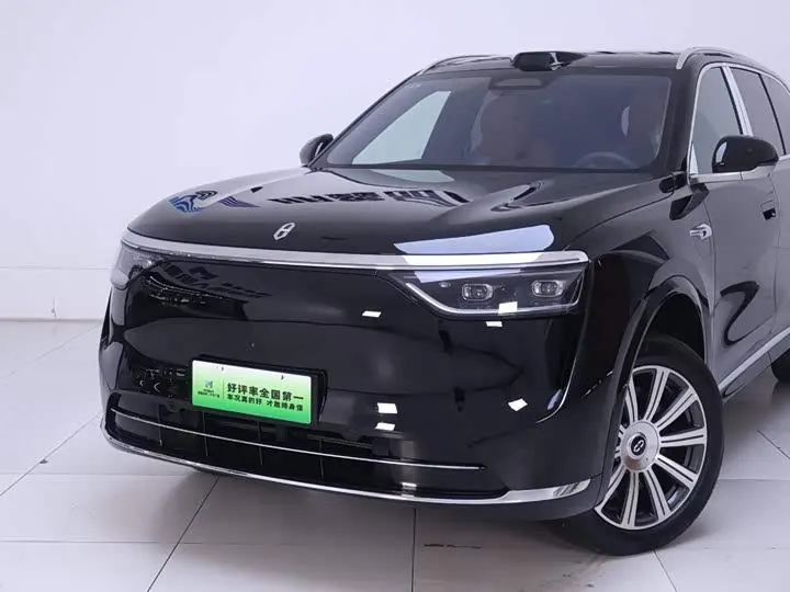 AITO M8 2025 extended range Max version 53.4kWh 6-seat version (192-line laser Radar) 3