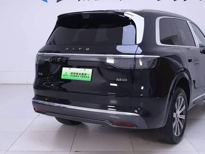 AITO M8 2025 extended range Max version 53.4kWh 6-seat version (192-line laser Radar) 8