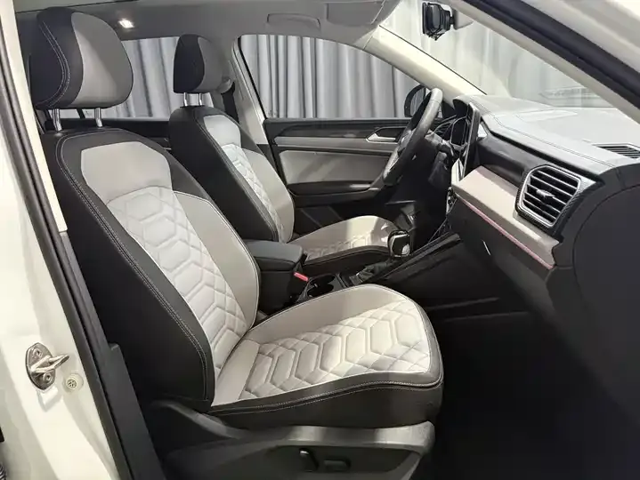 Tangyue 2023 280TSI Front-Wheel-Drive Luxury Plus Upgrade Version 9