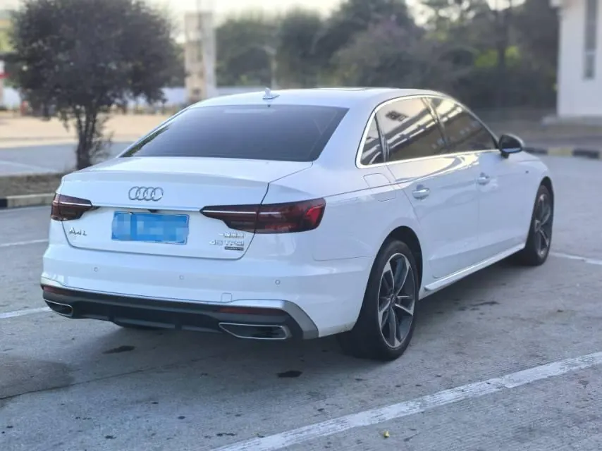 Audi 2020 A4L 2.0TFSI 40TFSI Fashion Dynamic Automatic 4