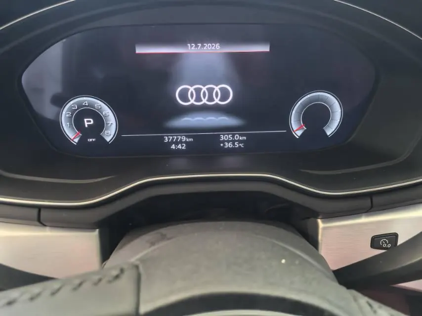 Audi 2020 A4L 2.0TFSI 40TFSI Fashion Dynamic Automatic 7