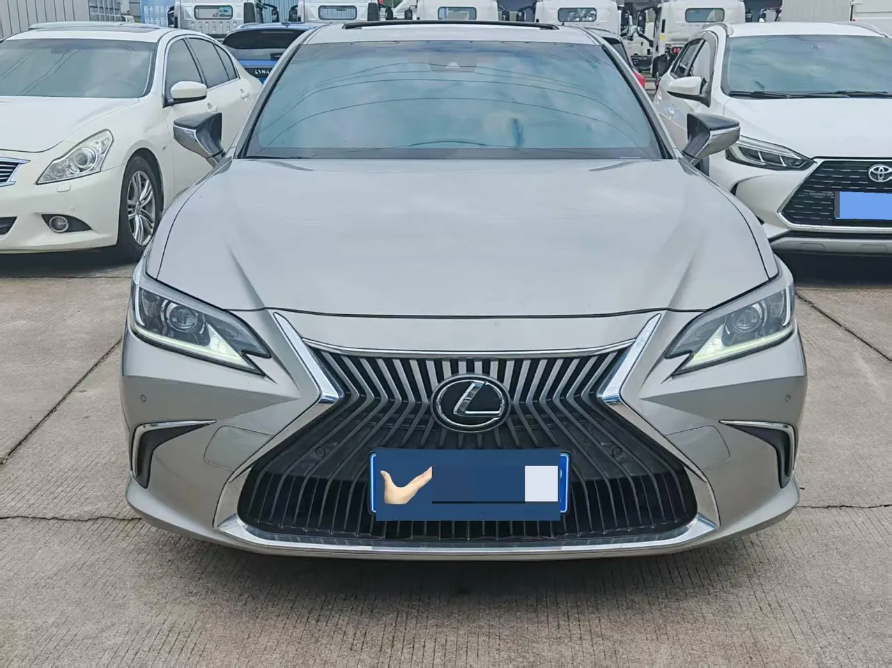 Lexus ES (Imported) 2020 ES200 2.0 Stepless Premium Edition Automatic Gear 3
