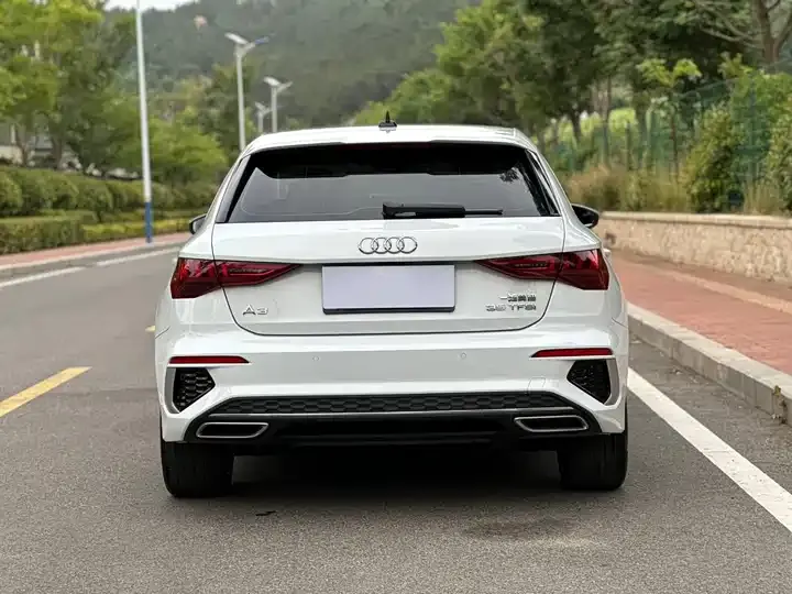Audi A3 2022 Sportback 35 TFSI Luxury Sport 6