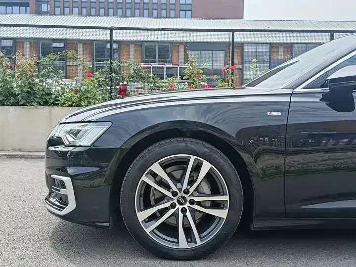 Audi A6L 2023 model facelift 40 TFSI luxury dynamic model 5
