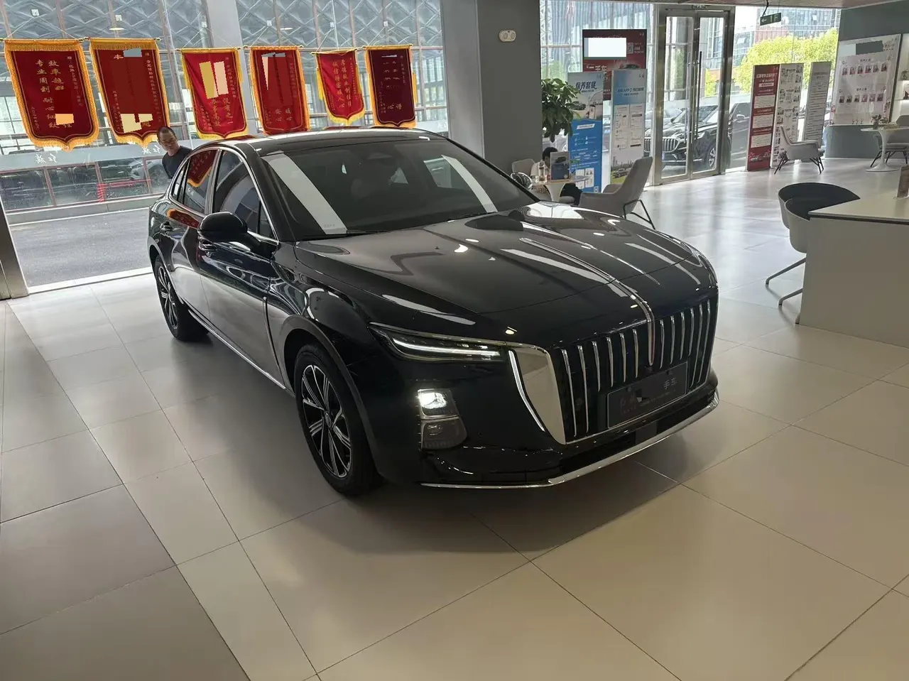 HongQi 2025 H5 PHEV 1.5T 170 Super Hybrid Automatic Gear 2