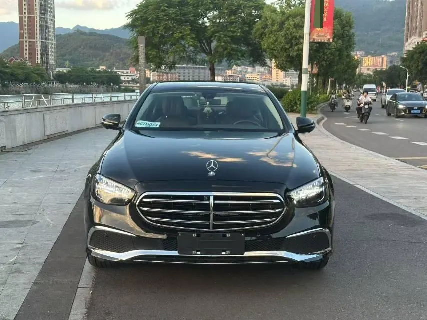 Mercedes Benz E-Class 2022 E 300 L 2.0T Sports Luxury (Change 2) Automatic Gear 2