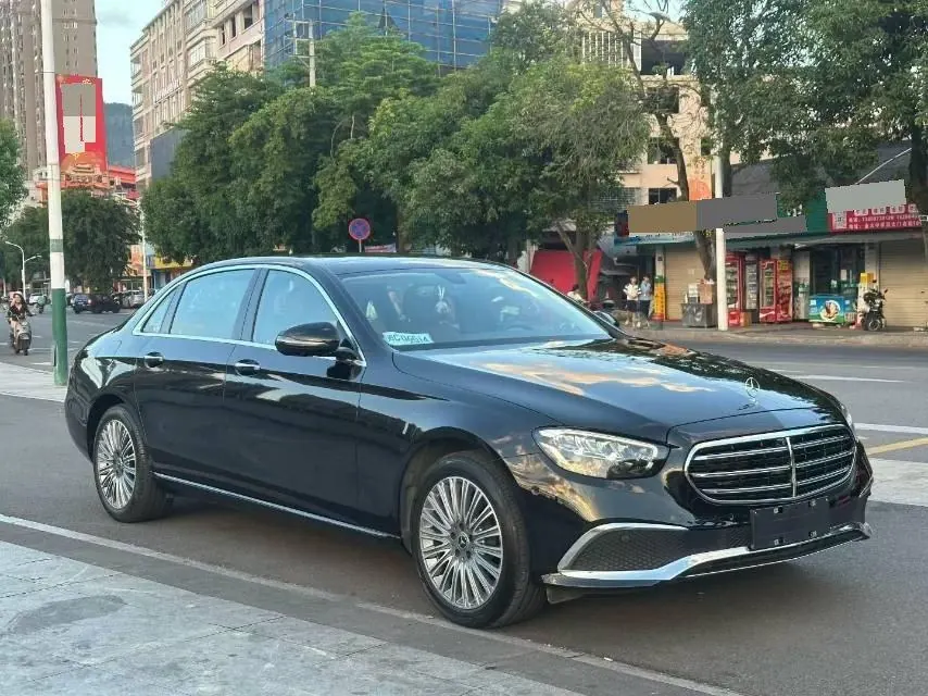 Mercedes Benz E-Class 2022 E 300 L 2.0T Sports Luxury (Change 2) Automatic Gear 3