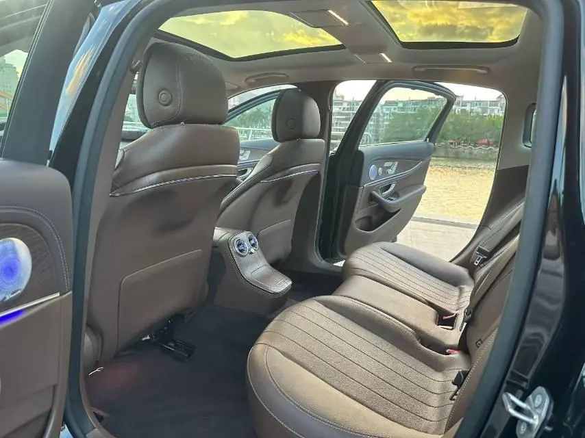 Mercedes Benz E-Class 2022 E 300 L 2.0T Sports Luxury (Change 2) Automatic Gear 7