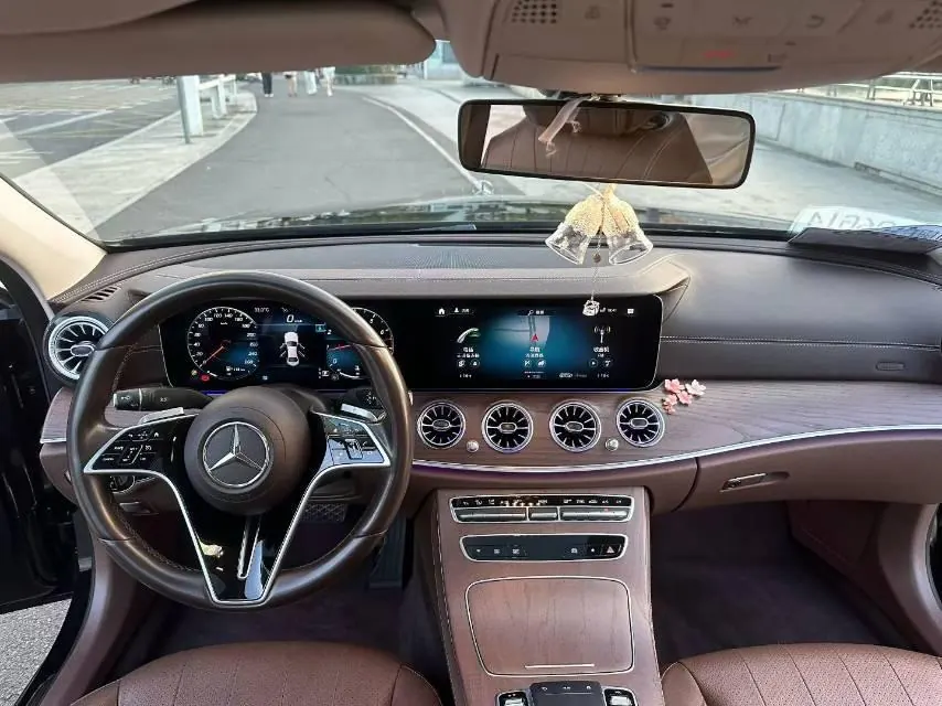 Mercedes Benz E-Class 2022 E 300 L 2.0T Sports Luxury (Change 2) Automatic Gear 9