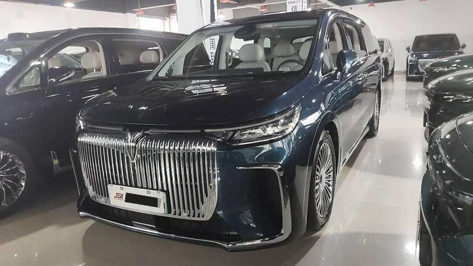 Voyah 2025 dreamers PHEV 1.5T four-wheel drive flagship Kun Peng version automatic gear - View 1