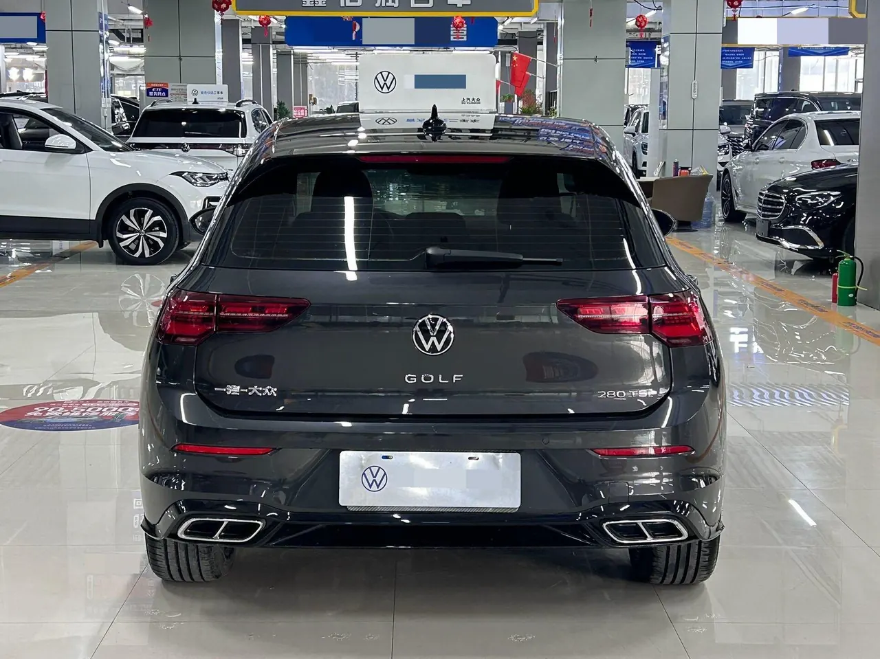 Volkswagen 2023 Golf 8 R-Line 1.4TSI 280TSI Lite Automatic 5