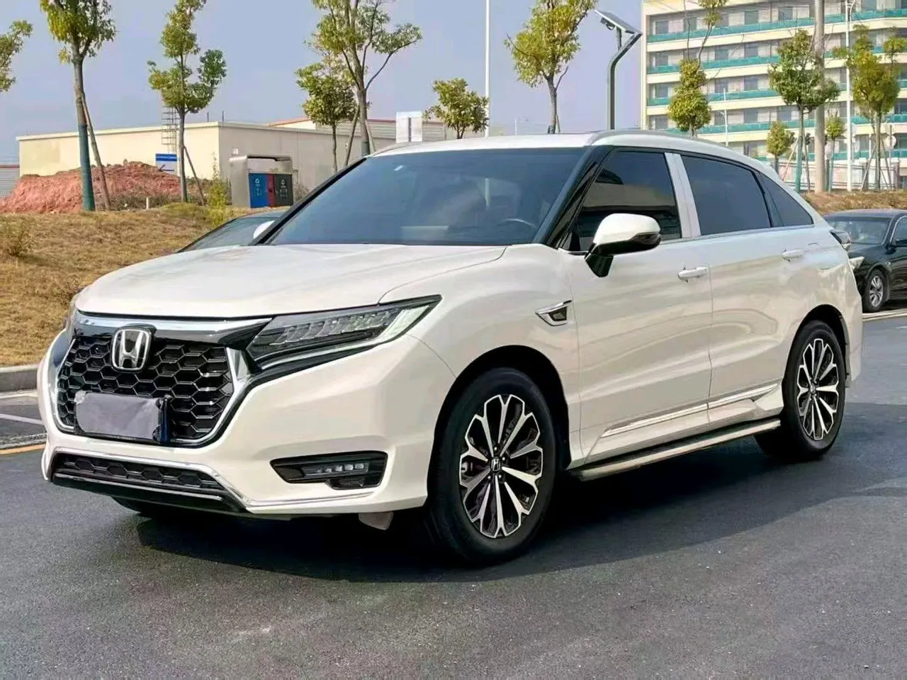 Honda 2023 UR-V 2.0T 370TURBO two-drive elegant version of automatic gear - View 1