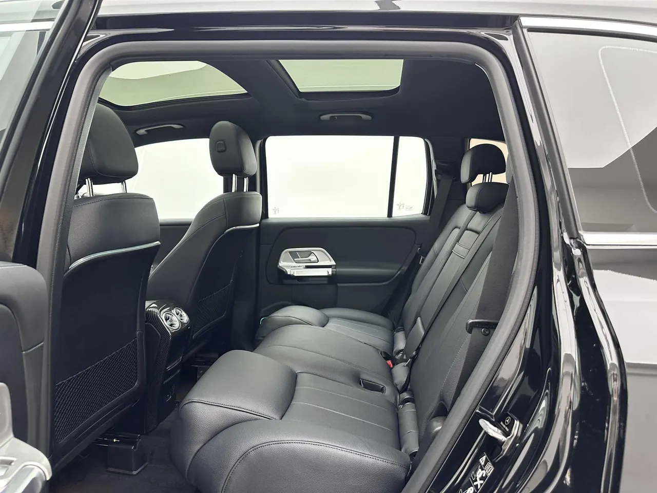 Mercedes Benz 2022 GLB 220 2.0T Dynamic Automatic 8
